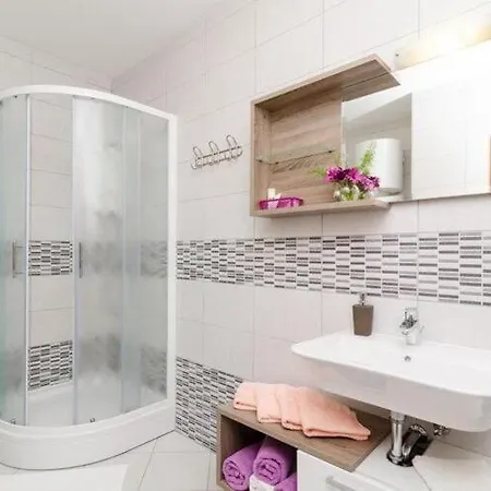 Ira - Two-bedroom With Balcony * Dubrovnik